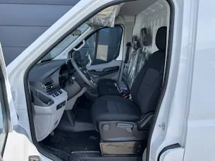 MAXUS Deliver 9