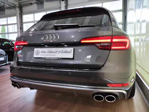 Audi S4 Avant 3.0 V6 TFSI quattro S-Tronic