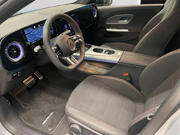 Mercedes-Benz CLA 200 8G-DCT