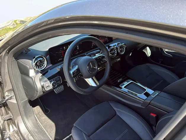 Mercedes-Benz A 250 e EQ Star 8G-DCT