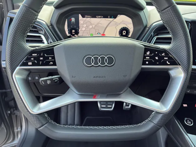 Audi Q4 e-tron 50 quattro