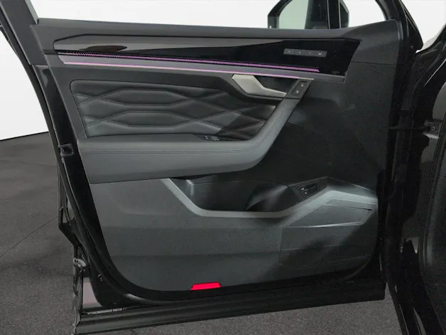VW Touareg R United 4M 467 PS