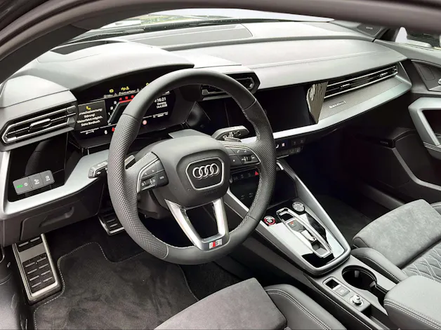 Audi S3 Sportback 2.0 TFSI quattro S-Tronic