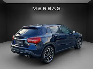 Mercedes-Benz GLA 200 Night Star