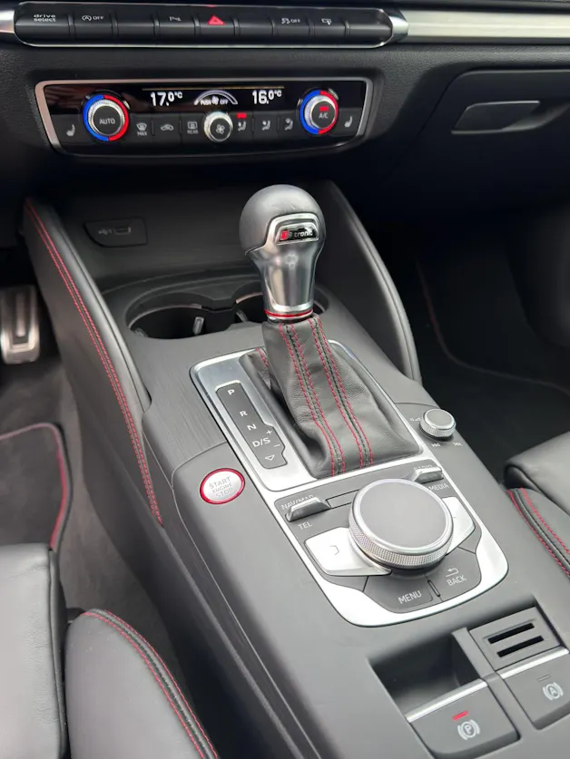 Audi S3 Sportback 2.0 TFSI quattro S-tronic