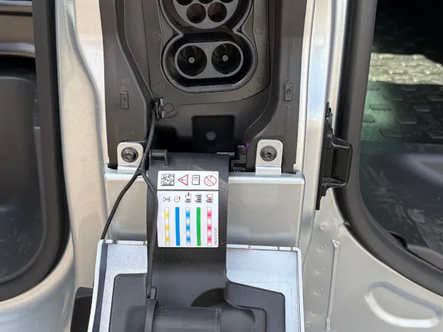 Renault E-Tech Trafic CrewVan 6 Plätze