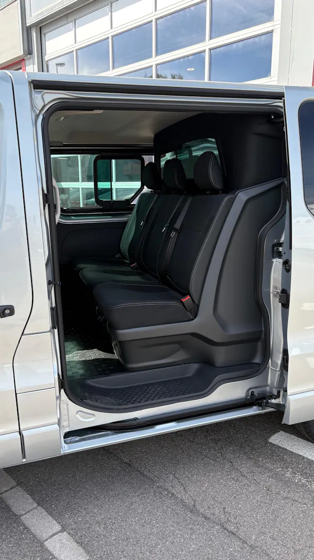Renault E-Tech Trafic CrewVan 6 Plätze