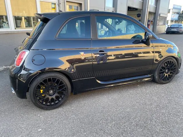 Fiat 595 Abarth 1.4 T-Jet 160 Competizione