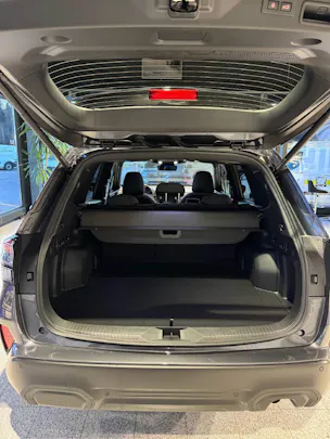 Subaru Forester Station 2.0i e-Boxer Swiss Plus