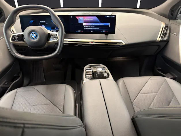BMW iX xDrive40