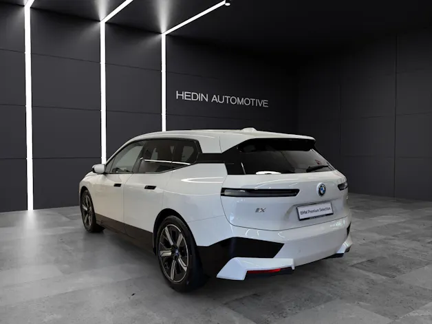 BMW iX xDrive40