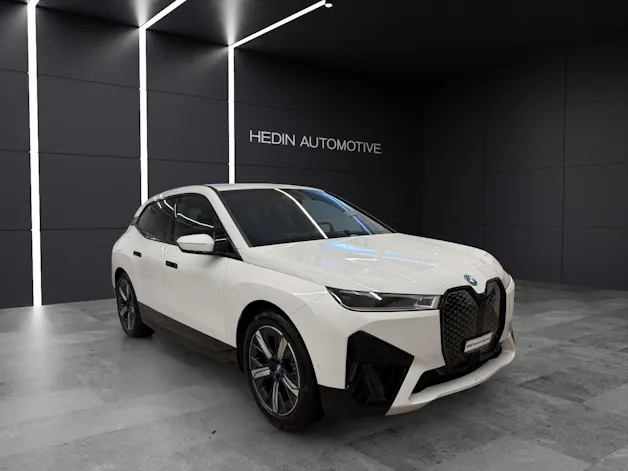 BMW iX xDrive40