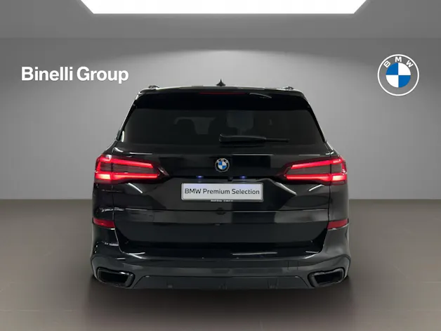 BMW X5 M50i xDrive