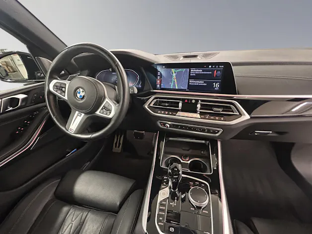 BMW X5 M50i xDrive