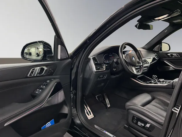 BMW X5 M50i xDrive