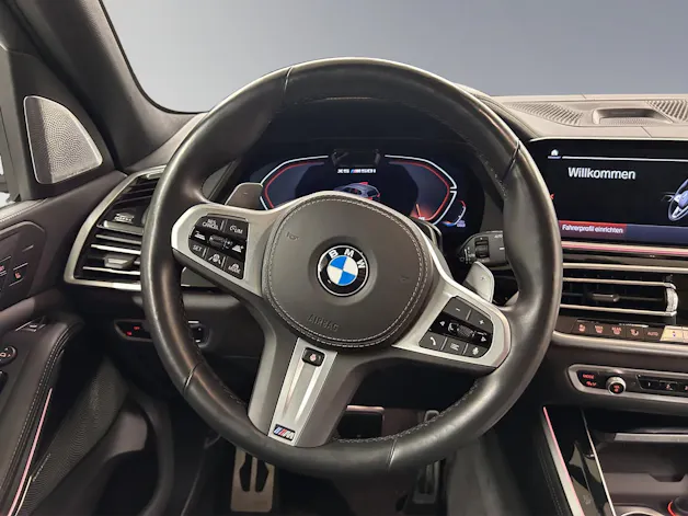 BMW X5 M50i xDrive