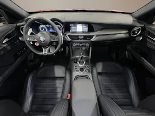Alfa Romeo Stelvio 2.9 V6 Biturbo Q4 Quadrifoglio