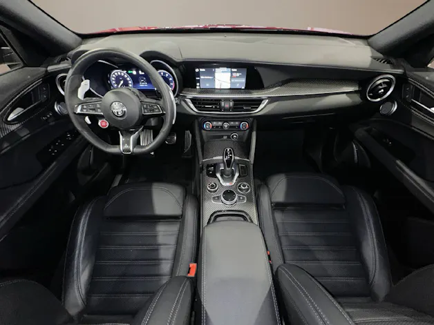 Alfa Romeo Stelvio 2.9 V6 Biturbo Q4 Quadrifoglio