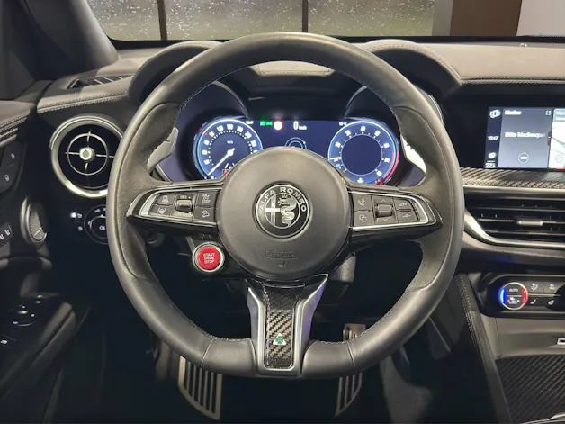 Alfa Romeo Stelvio 2.9 V6 Biturbo Q4 Quadrifoglio