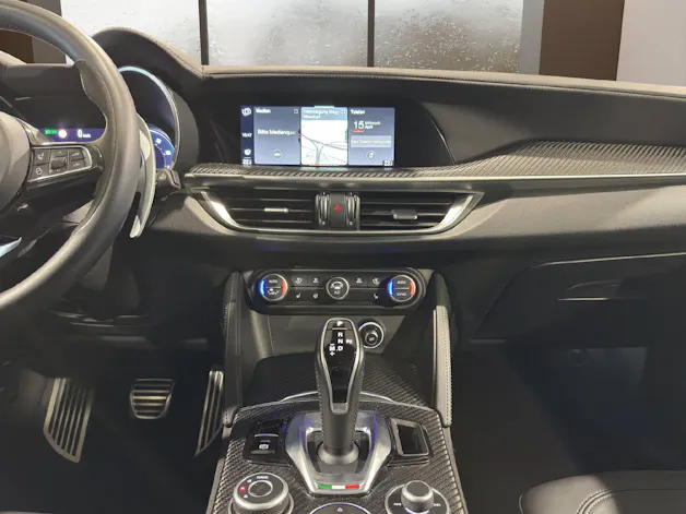 Alfa Romeo Stelvio 2.9 V6 Biturbo Q4 Quadrifoglio