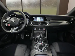 Alfa Romeo Stelvio 2.9 V6 Biturbo Q4 Quadrifoglio