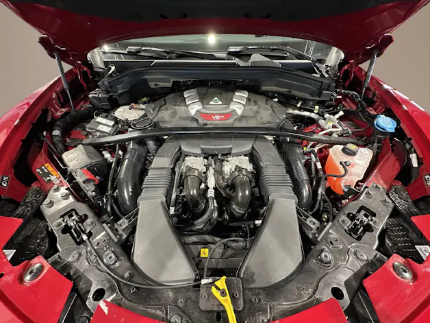 Alfa Romeo Stelvio 2.9 V6 Biturbo Q4 Quadrifoglio