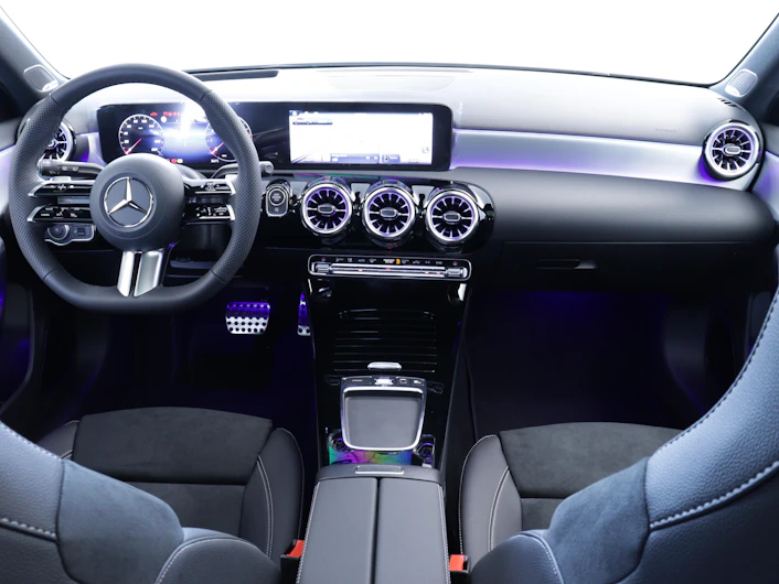 image du véhicule MERCEDES-BENZ A 200