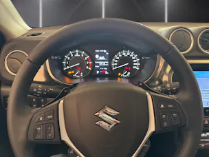Suzuki Vitara 1.4 T Compact Top Hybrid 4x4