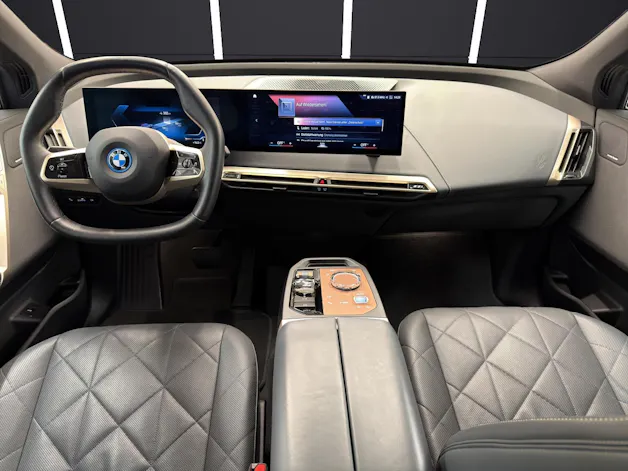 BMW iX xDrive40