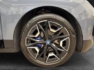 BMW iX xDrive40