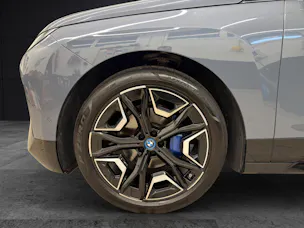 BMW iX xDrive40