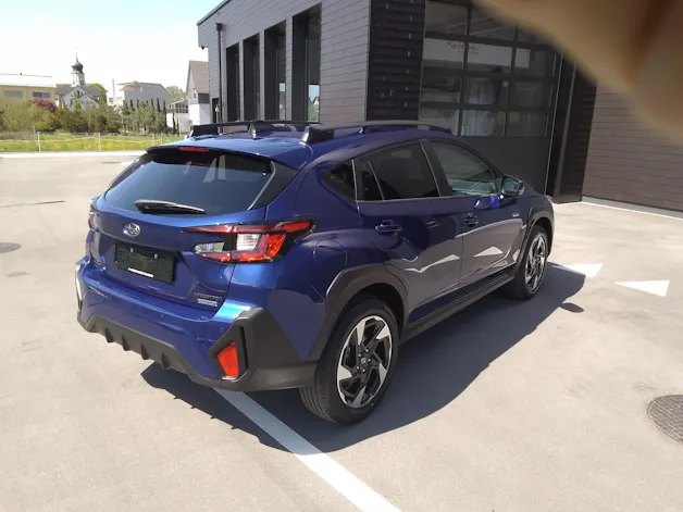 Subaru Crosstrek 2.0i e-Boxer Swiss Plus