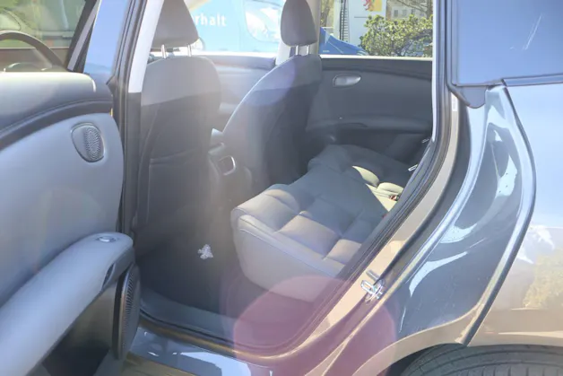 MG IM6 100 kWh Performance 4WD