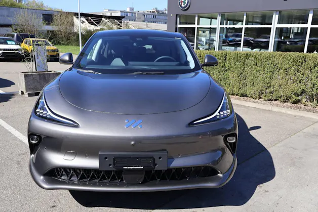 MG IM6 100 kWh Performance 4WD