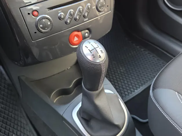 Renault Clio 1.6 16V Exception
