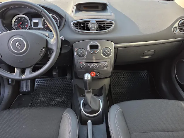 Renault Clio 1.6 16V Exception
