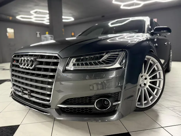 Audi S8 4.0 TFSI V8 quattro tiptronic