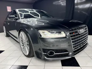 Audi S8 4.0 TFSI V8 quattro tiptronic