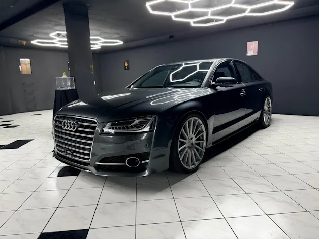 Audi S8 4.0 TFSI V8 quattro tiptronic