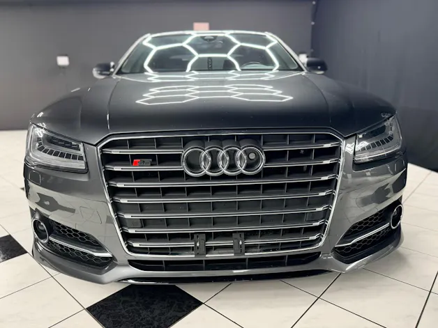 Audi S8 4.0 TFSI V8 quattro tiptronic