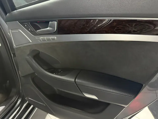 Audi S8 4.0 TFSI V8 quattro tiptronic