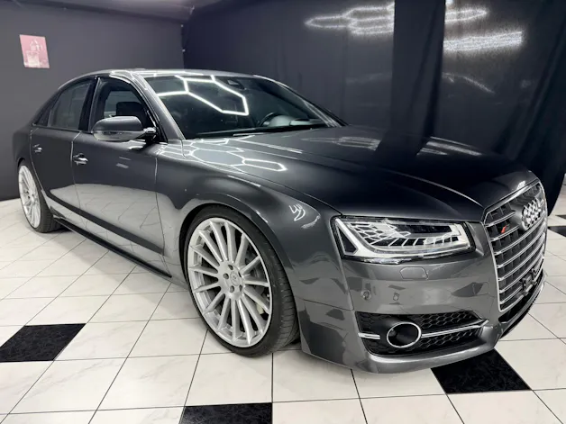 Audi S8 4.0 TFSI V8 quattro tiptronic