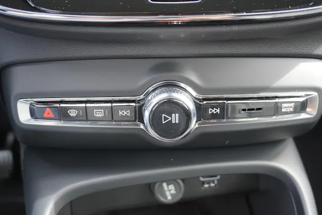 Volvo XC40 T4 PHEV Plus Bright DCT
