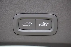 Volvo XC40 T4 PHEV Plus Bright DCT