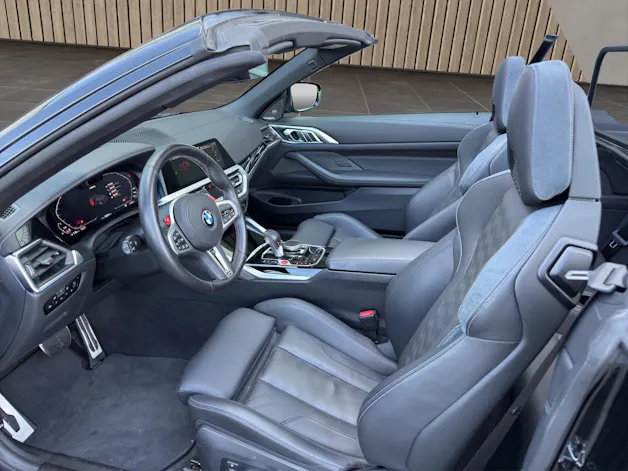 BMW M4 Cabrio Competition M xDrive