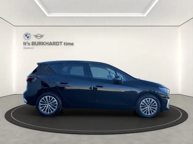 BMW 223i Act. T. xDr. Luxury