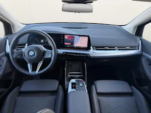 BMW 223i Act. T. xDr. Luxury