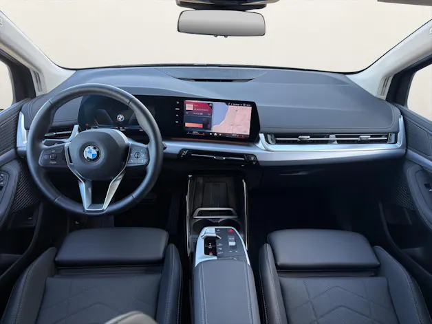 BMW 223i Act. T. xDr. Luxury