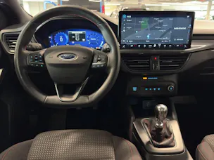 Ford Focus 1.0 mHEV ST Line X