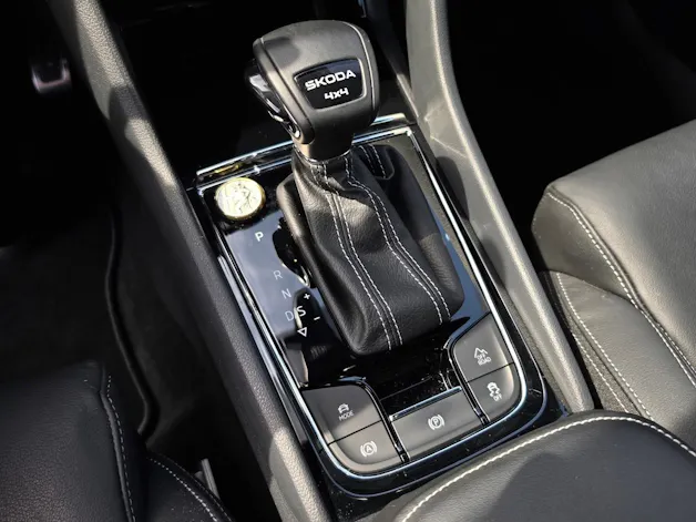 Škoda Karoq 2.0 TSI SportLine 4x4 DSG